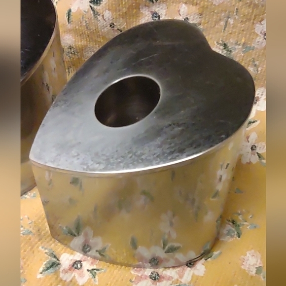 Pair of Vintage Stainless Steel Heart Shaped Votive & Taper Candle Holders🕯️ - Picture 13 of 16
